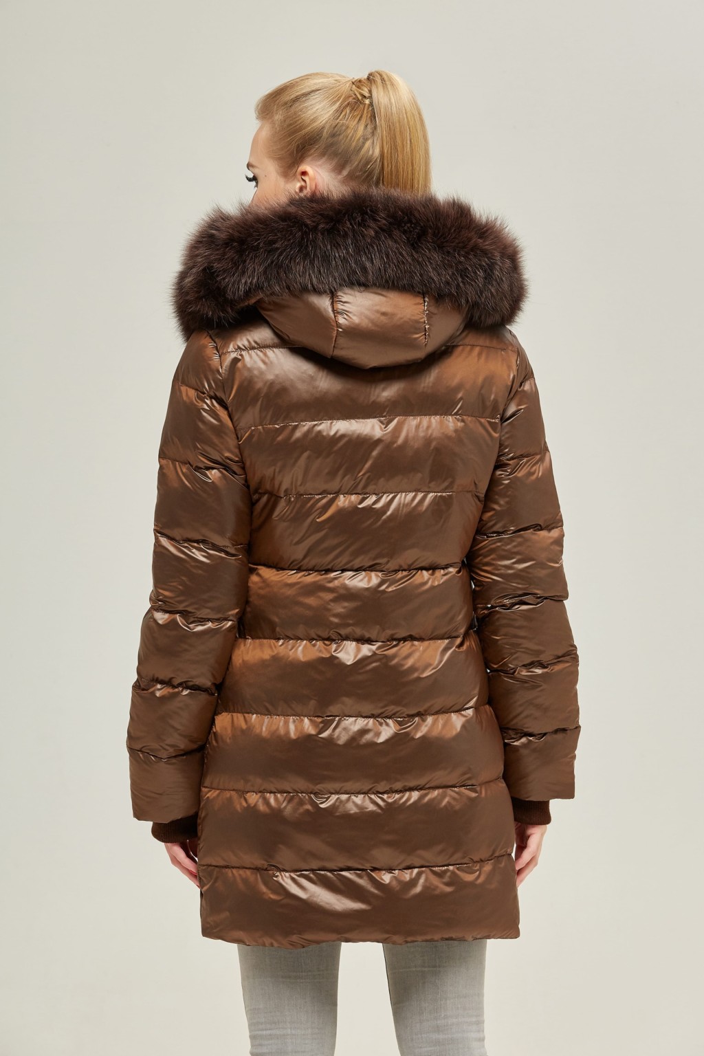 Зимний пуховик Mila Nova К-88 шоколад — изображение 4