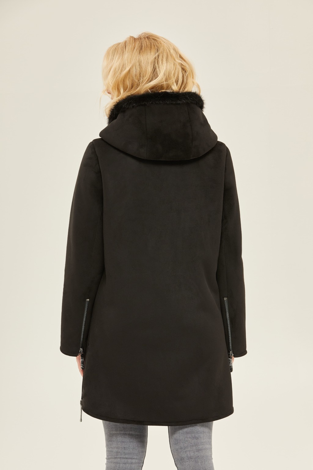 Зимняя дубленка Mila Nova Д-153 черная — изображение 3