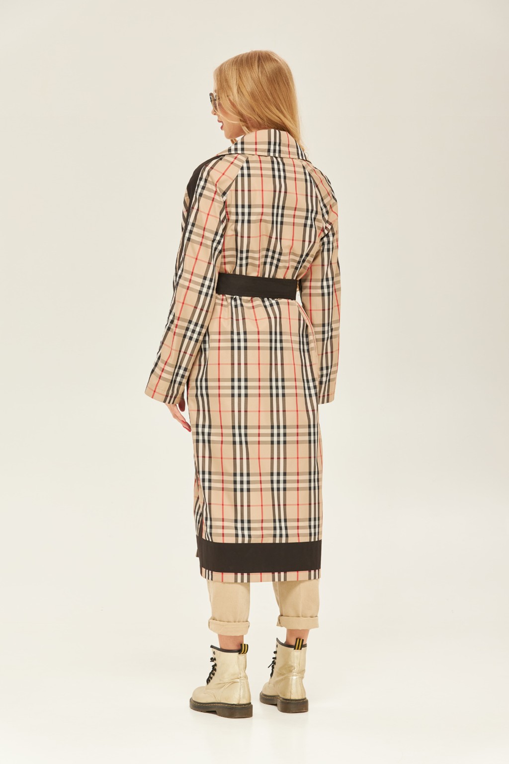 Демисезонный плащ Mila Nova Q-70 бежевый+черный — изображение 3