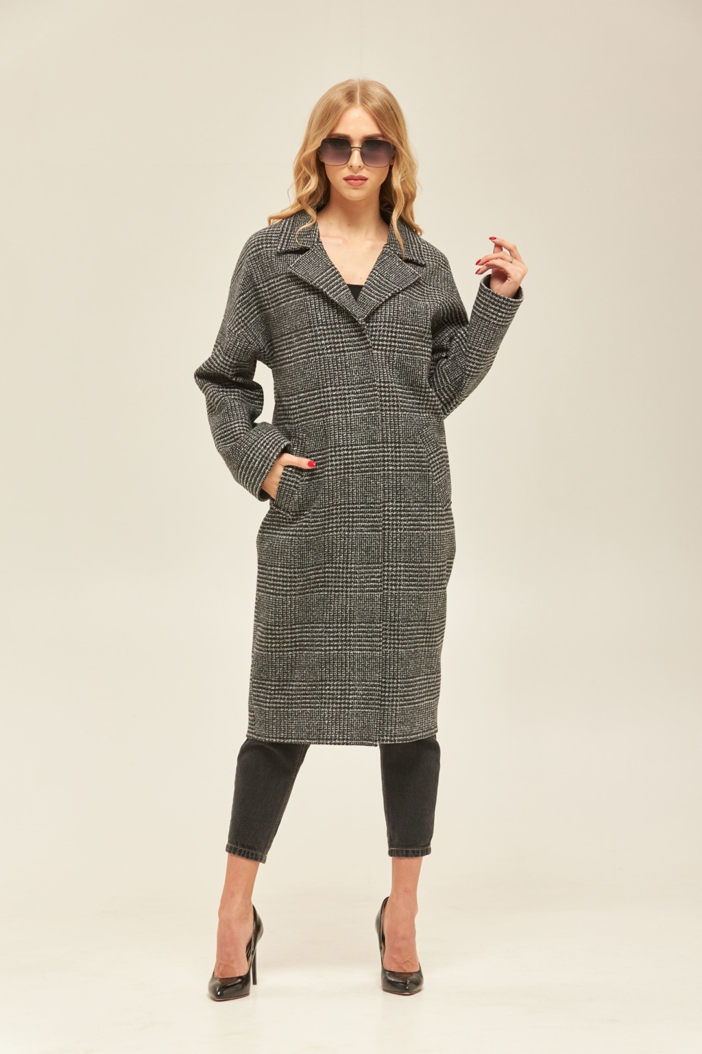 Демисезонное пальто Mila Nova ПВ-159 черное — изображение 1