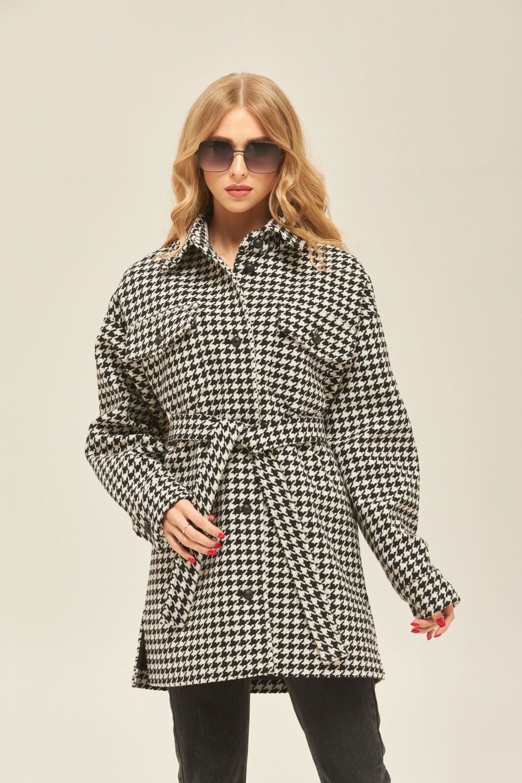 Демисезонное пальто Mila Nova ПВ-177 черное — изображение 6