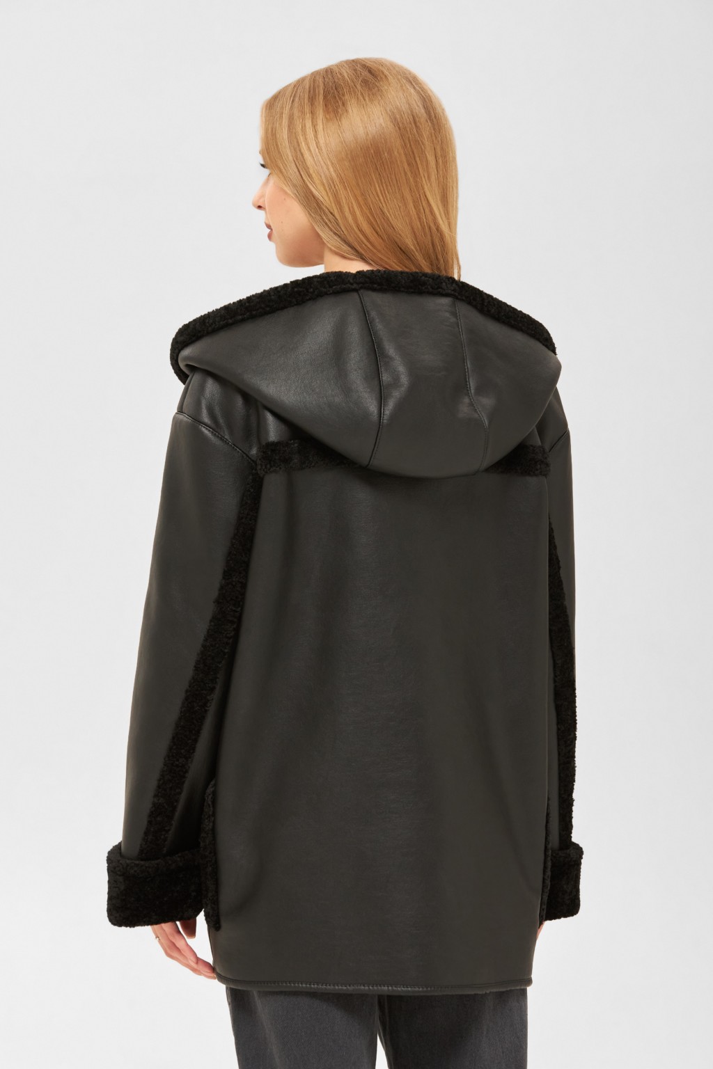 Зимняя дубленка Mila Nova Д-171 черная — изображение 3