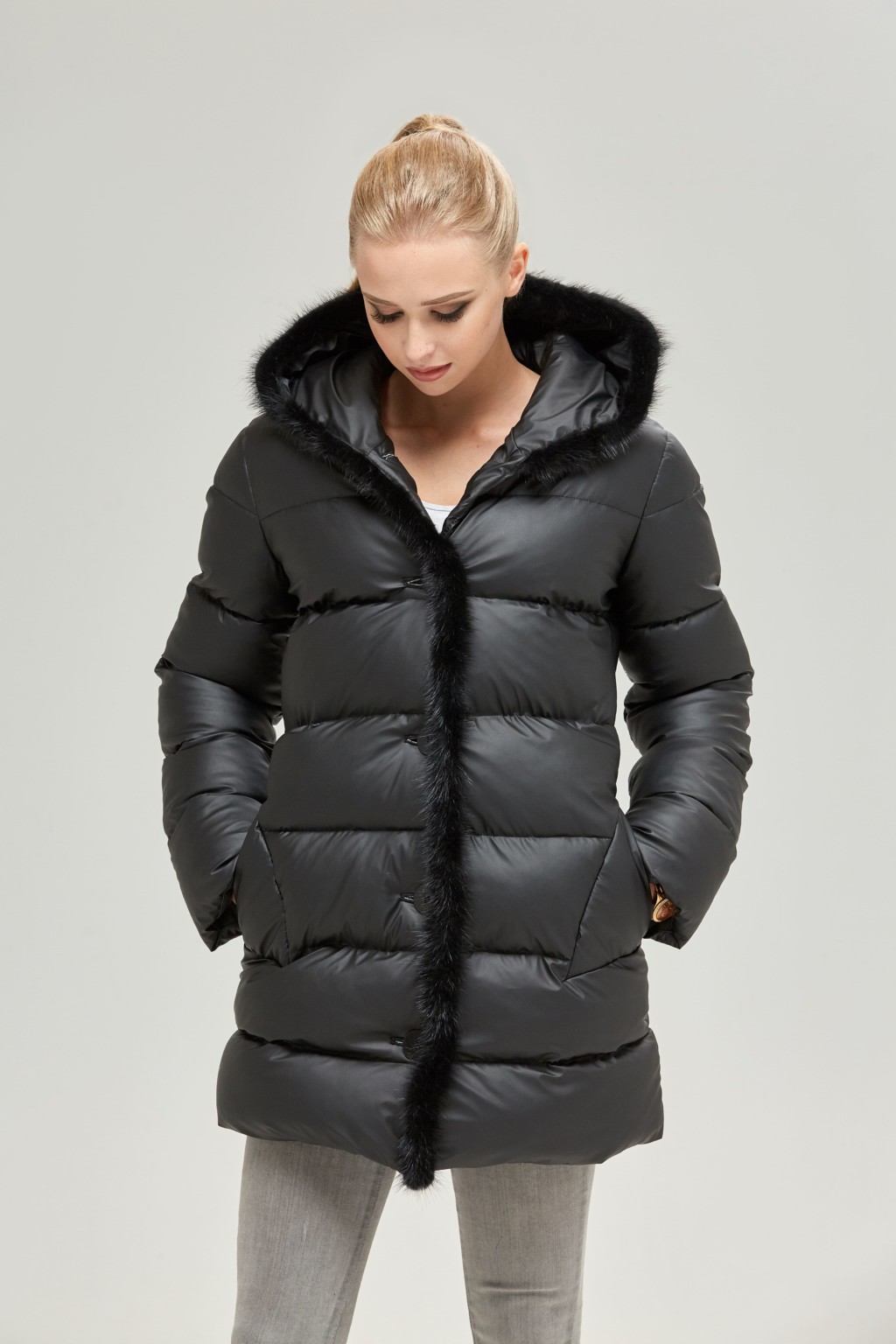 Зимний пуховик Mila Nova К-10 черный — изображение 2