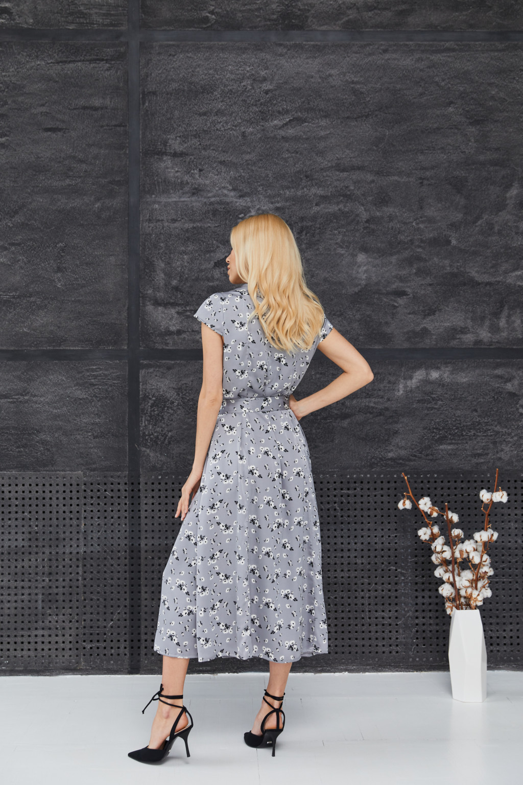 Летнее платье Mila Nova Ф-82 серое — изображение 3