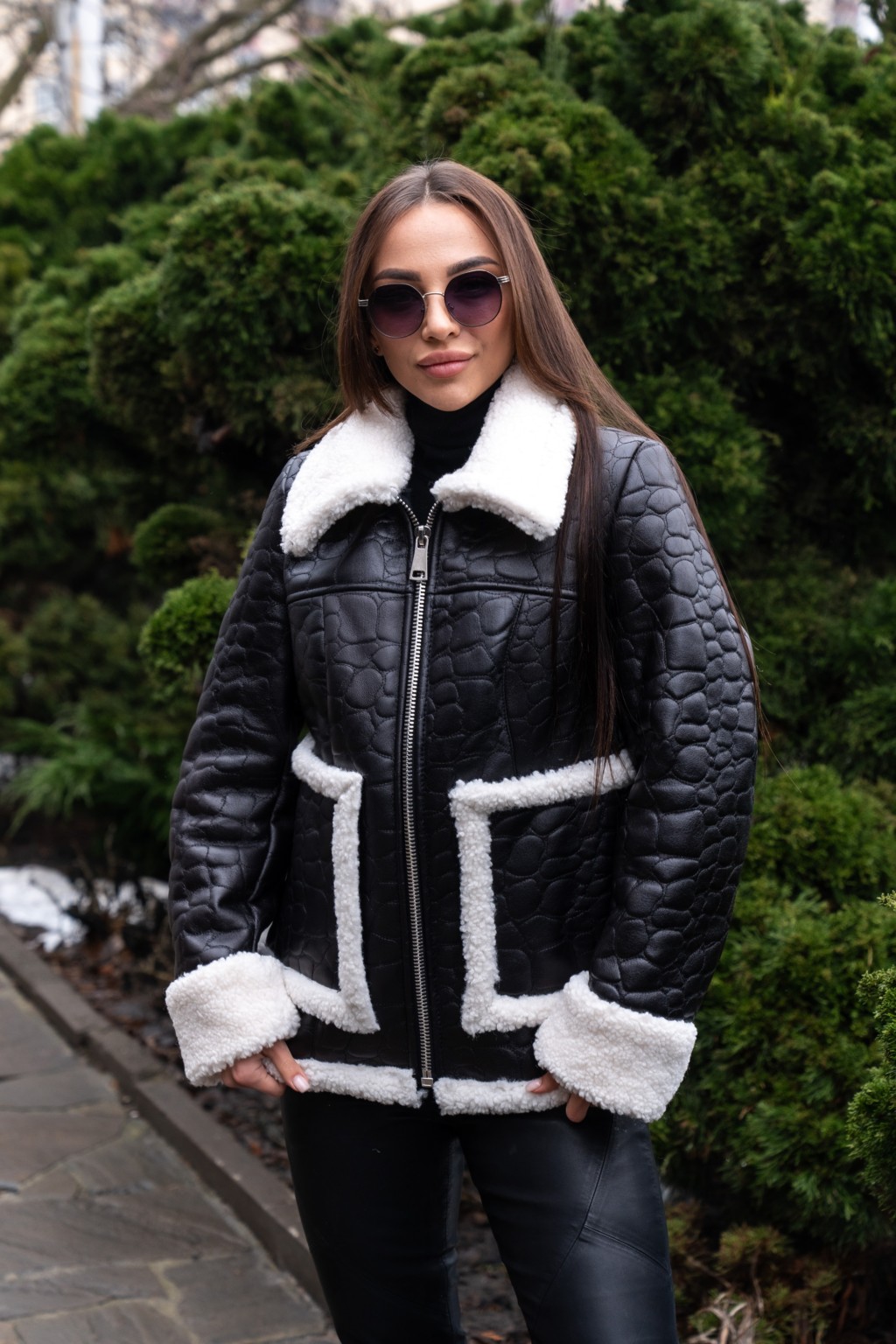 Зимняя дубленка Mila Nova Д-163,а черный — изображение 3