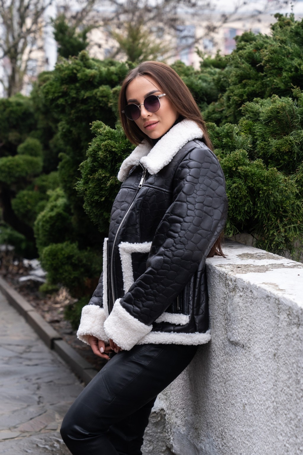 D-163black2 Зимняя дубленка Mila Nova Д-163,а черный — изображение 1