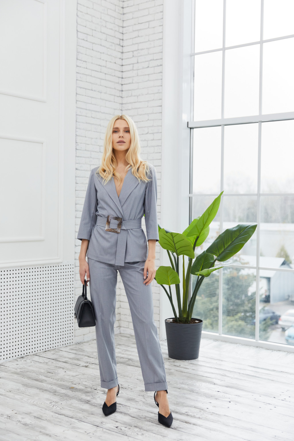 Костюм Mila Nova J-29 серый в полоску — изображение 4