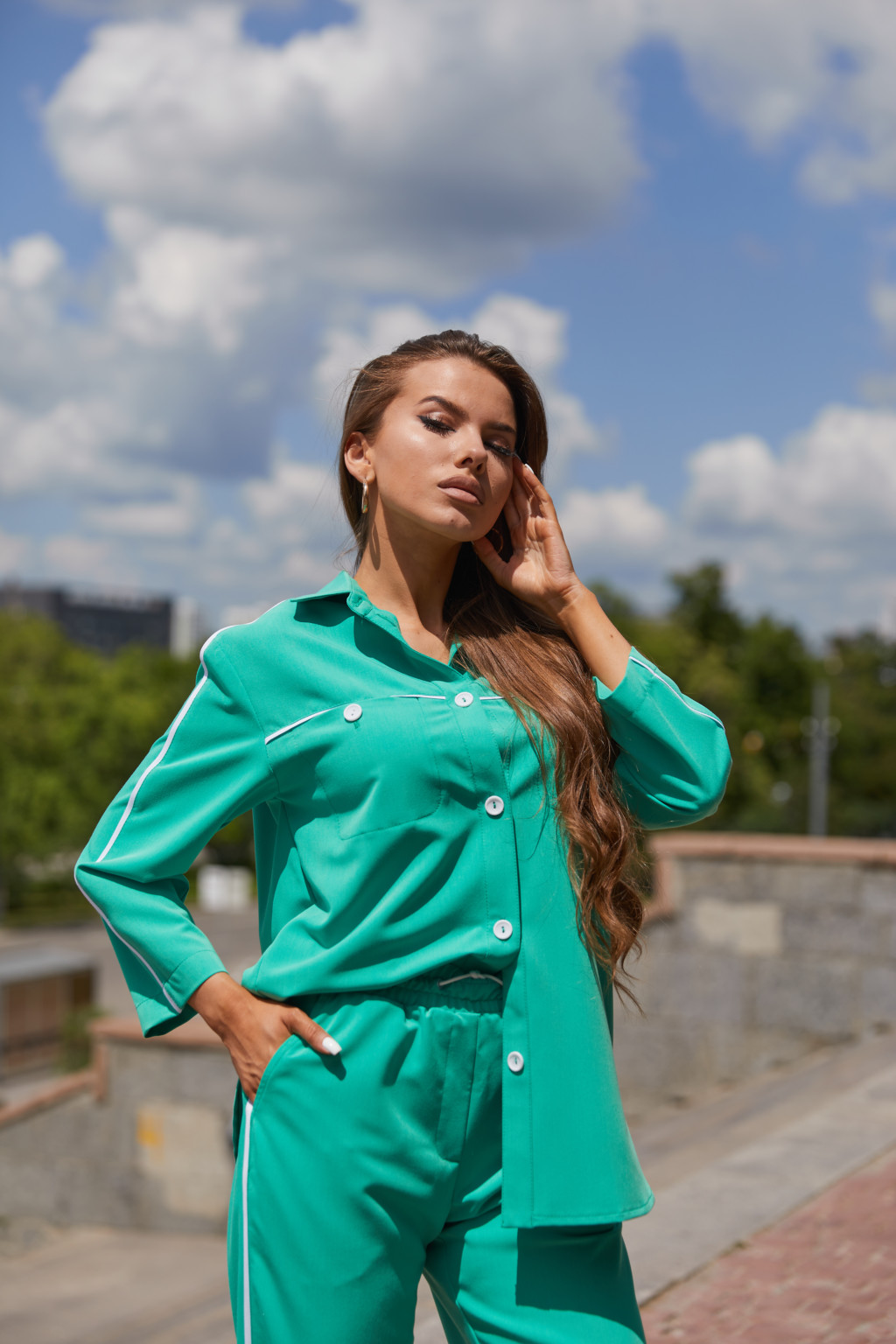 Костюм Mila Nova J-31 зеленый — изображение 2