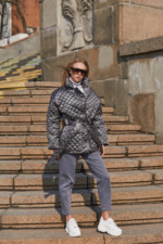 Демисезонная Куртка Mila Nova К-201 серая — изображение 5