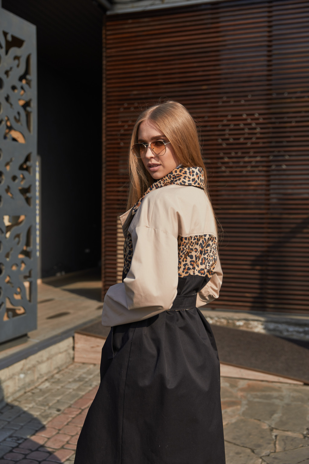 Демисезонный Плащ Mila Nova Q-100 бежевый+ черный — изображение 5