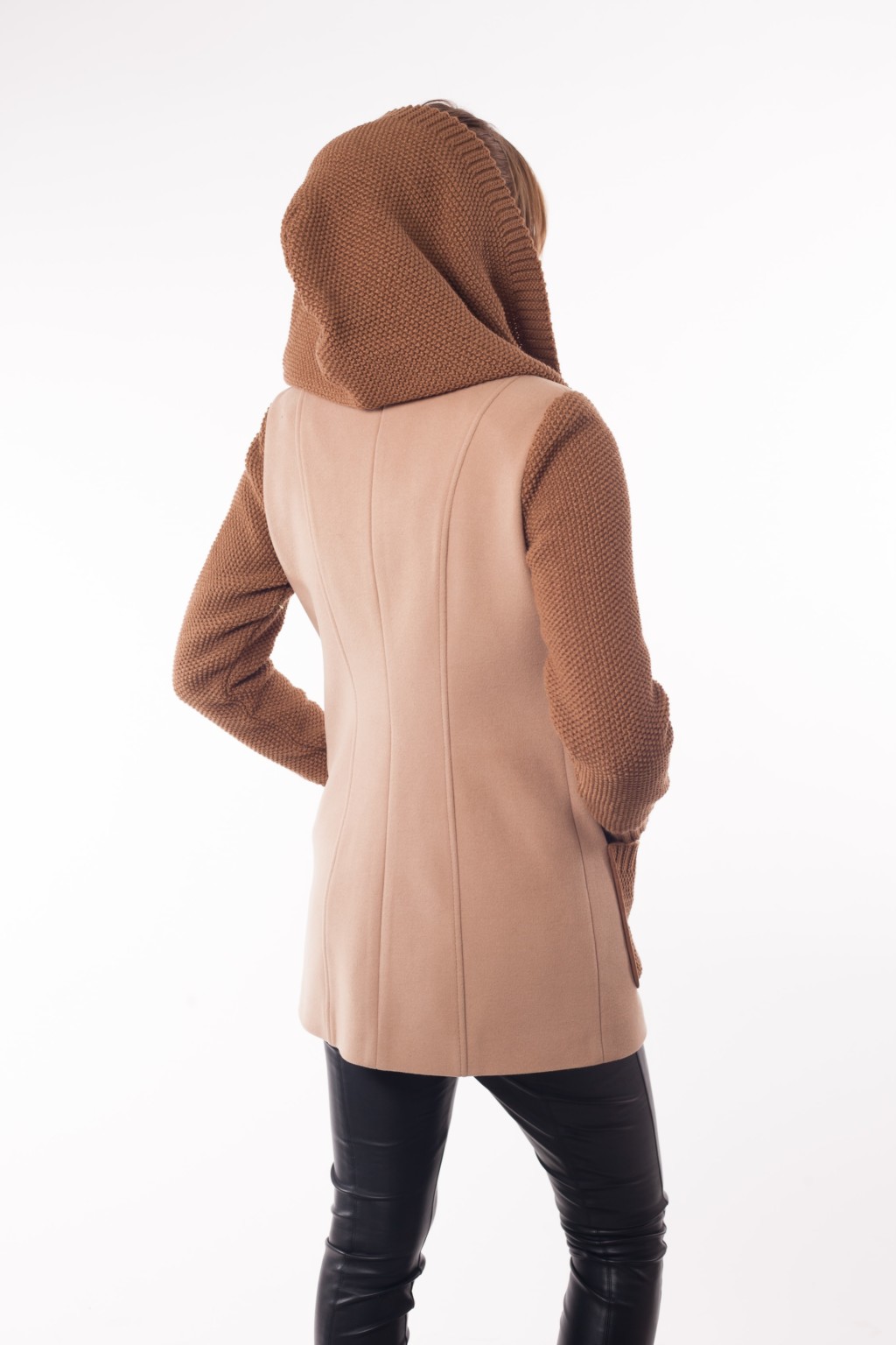 Демисезонное пальто Mila Nova А-25 бежевый — изображение 3