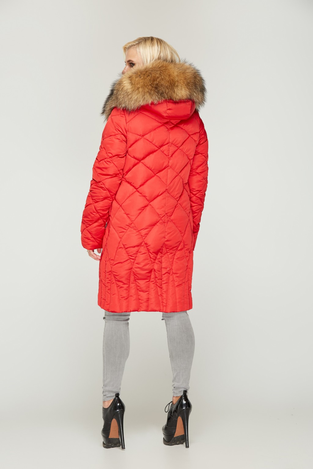Зимний пуховик Mila Nova К-55 красный — изображение 3