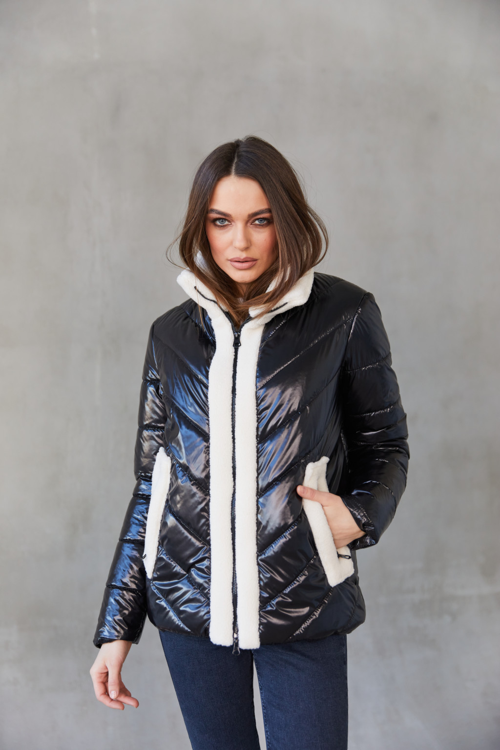 Демисезонная Куртка Mila Nova К-234 черный — изображение 1