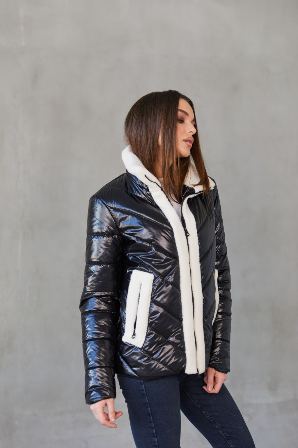 Демисезонная Куртка Mila Nova К-234 черный — изображение 3