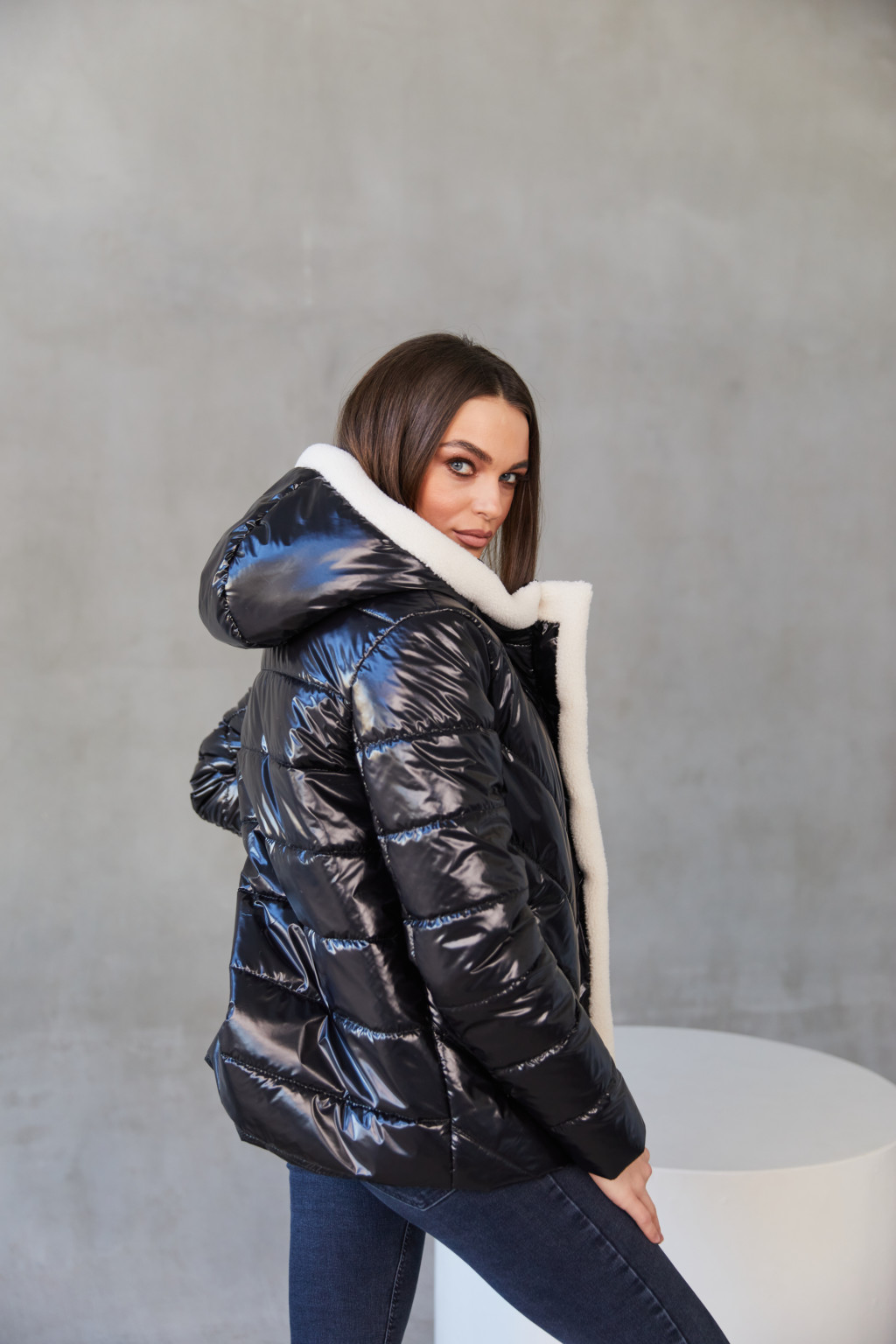 Демисезонная Куртка Mila Nova К-238 черный — изображение 3