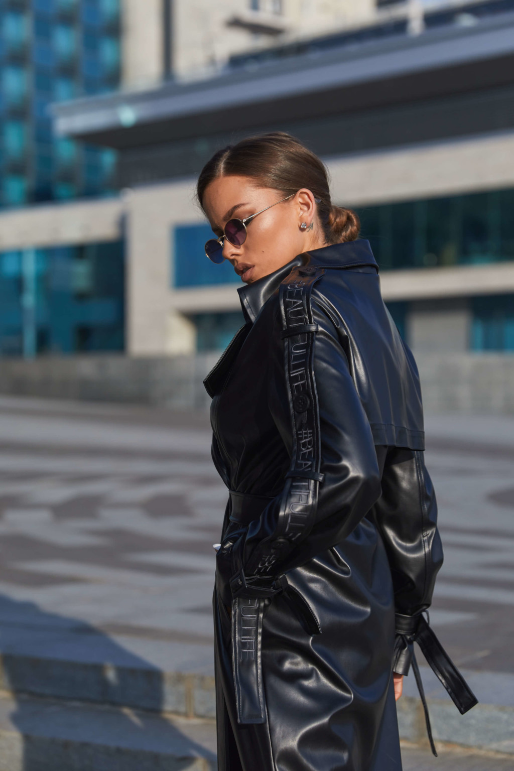 Демисезонный тренч Mila Nova ПВ-180 черный — изображение 4