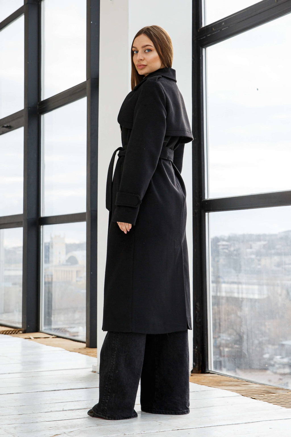 Демисезонное Пальто Mila Nova ПВ-310 черный — изображение 3
