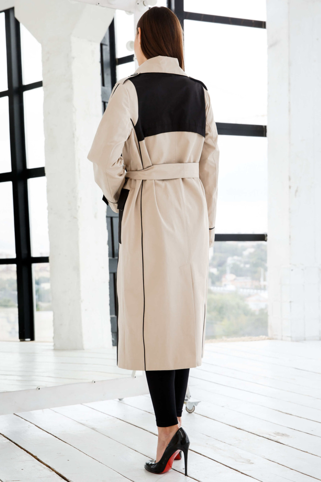Демисезонный Тренч Mila Nova Q-102 бежевый — изображение 4