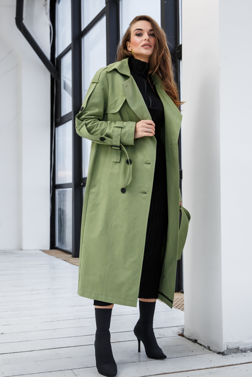 Демисезонный тренч Mila Nova Q-44 оливка — изображение 5