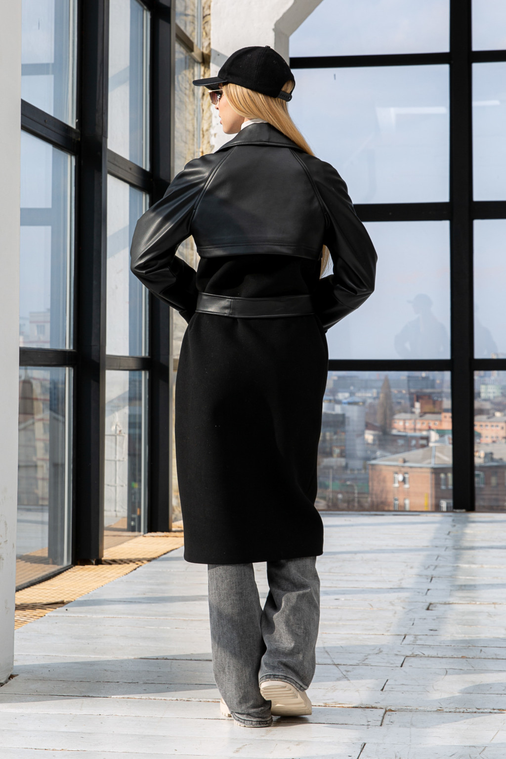 Демисезонное Пальто Mila Nova ПВ-184 черный+утеплитель — изображение 7