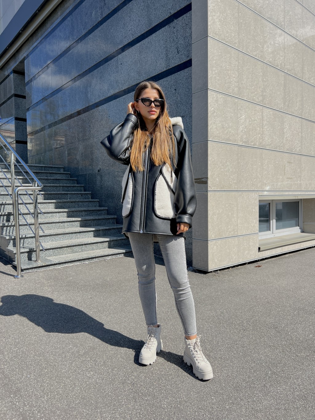 Зимняя дубленка Mila Nova Д-209  черный+белый — изображение 2