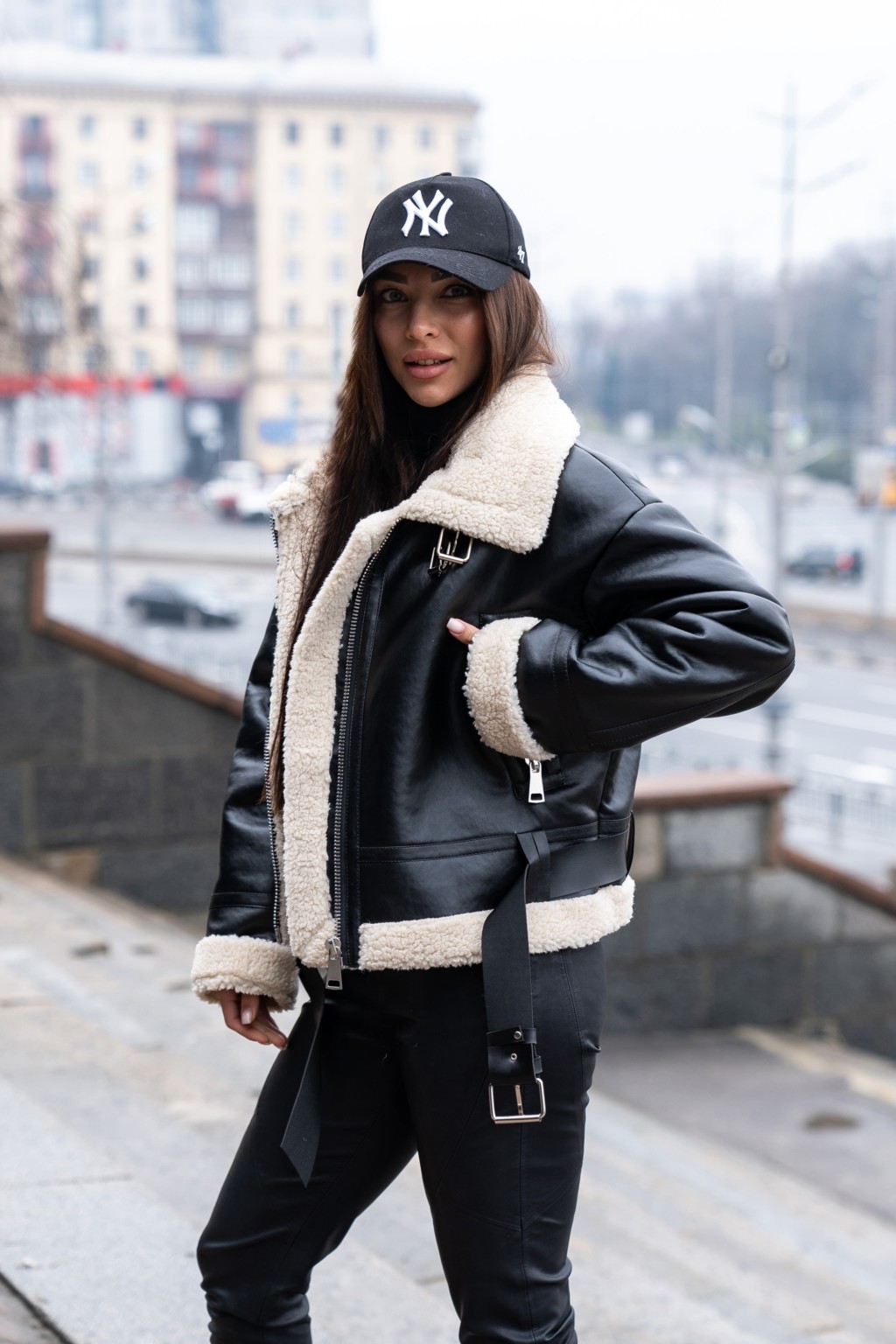 Демисезонная дубленка Mila Nova Д-216  черный — изображение 7