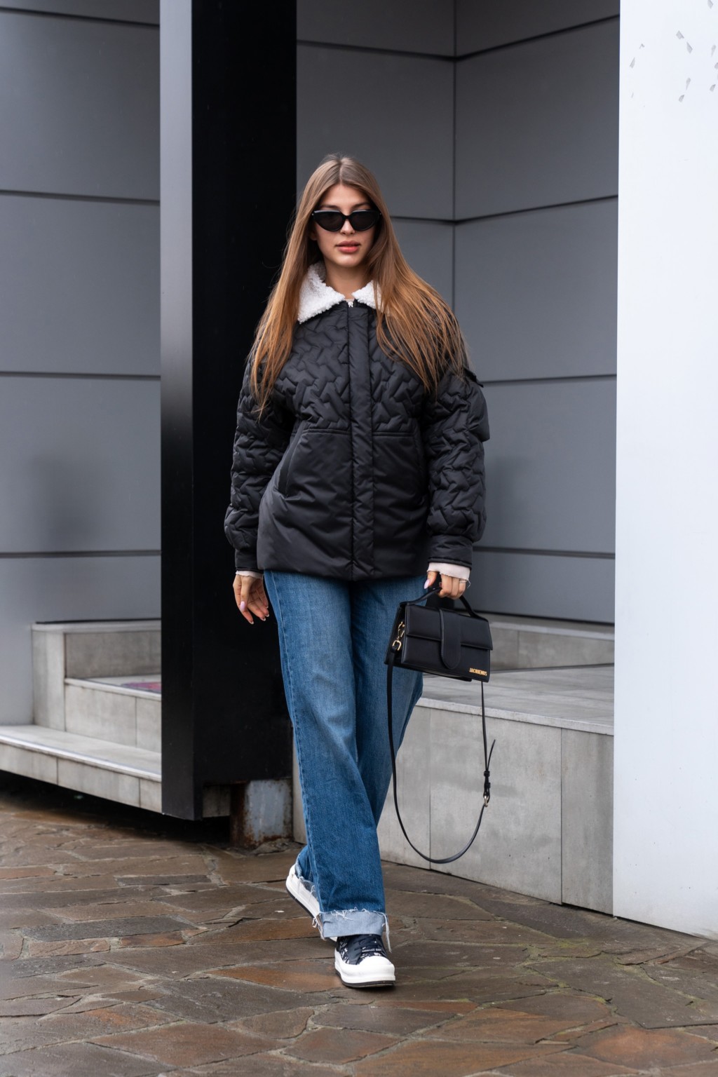 Демисезонная куртка Mila Nova К-309 черный — изображение 2