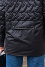 Демисезонная куртка Mila Nova К-309 черный — изображение 4