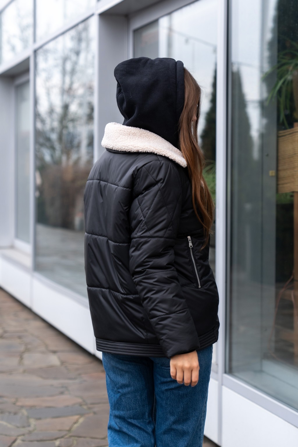 Демисезонная куртка Mila Nova К-311 черный — изображение 4