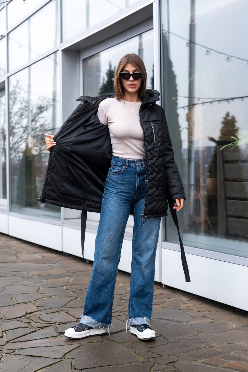 Демисезонная куртка Mila Nova К-320 черный — изображение 4