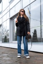 Демисезонная куртка Mila Nova К-316 черный — изображение 4