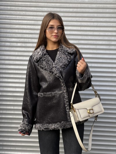 Зимняя дубленка Mila Nova Д-211б черный