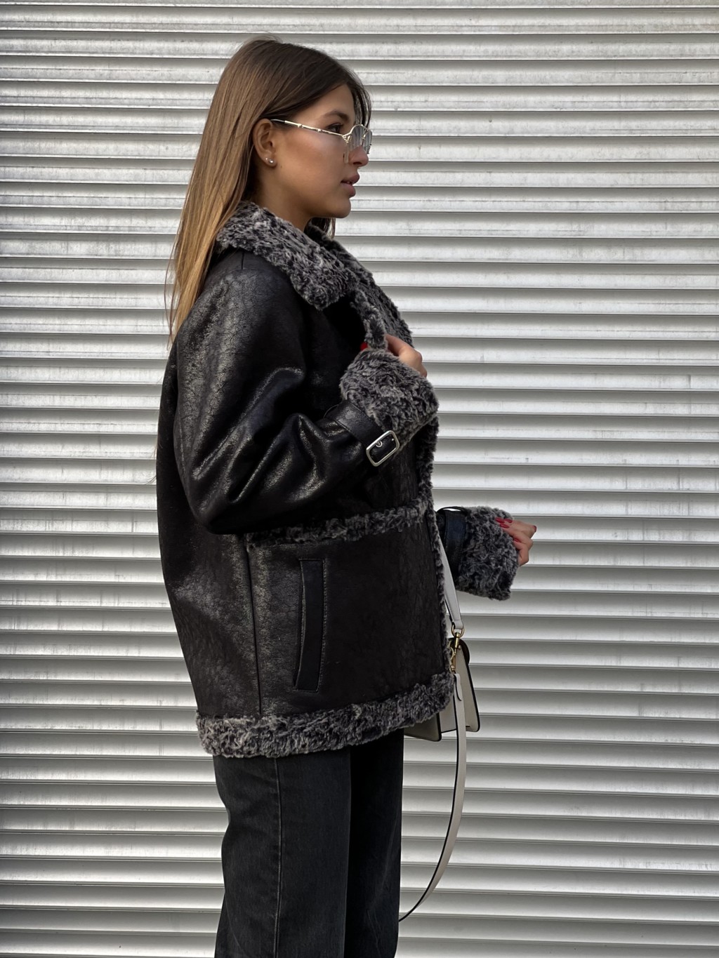 Зимняя дубленка Mila Nova Д-211б черный — изображение 5