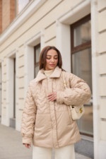 Демисезонная куртка Mila Nova К-309 бежевый — изображение 5