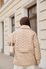 Демисезонная куртка Mila Nova К-309 бежевый — изображение 4