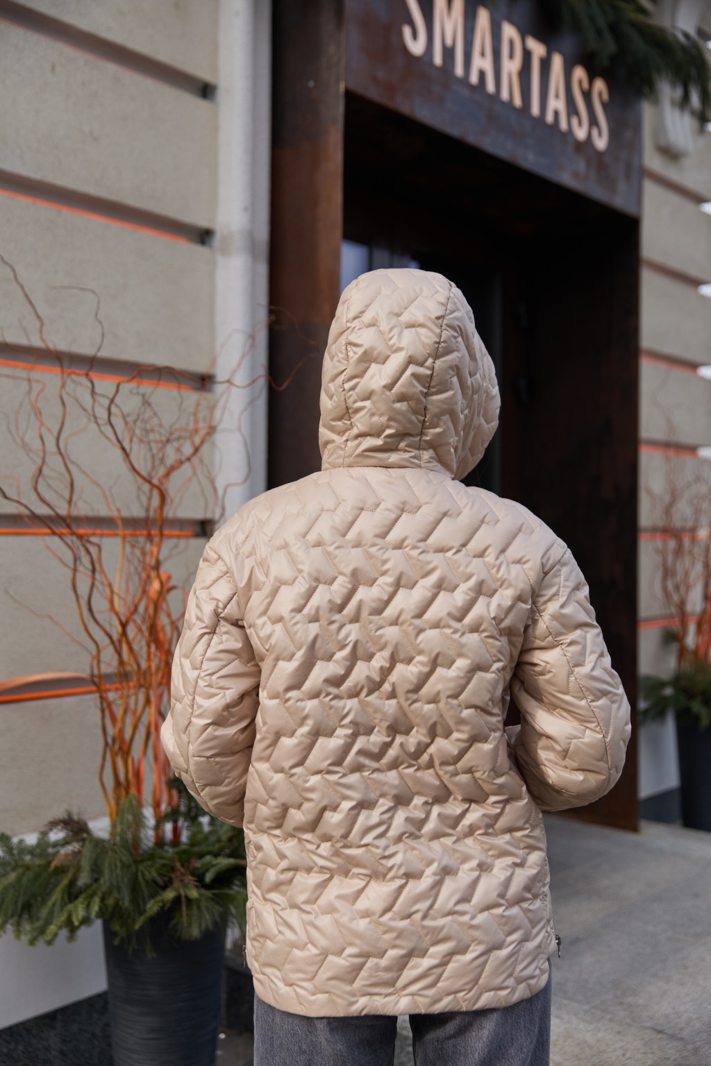 Демисезонная куртка Mila Nova К-318 бежевый — изображение 3