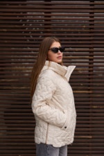 Демисезонная куртка Mila Nova К-318 белый — изображение 5