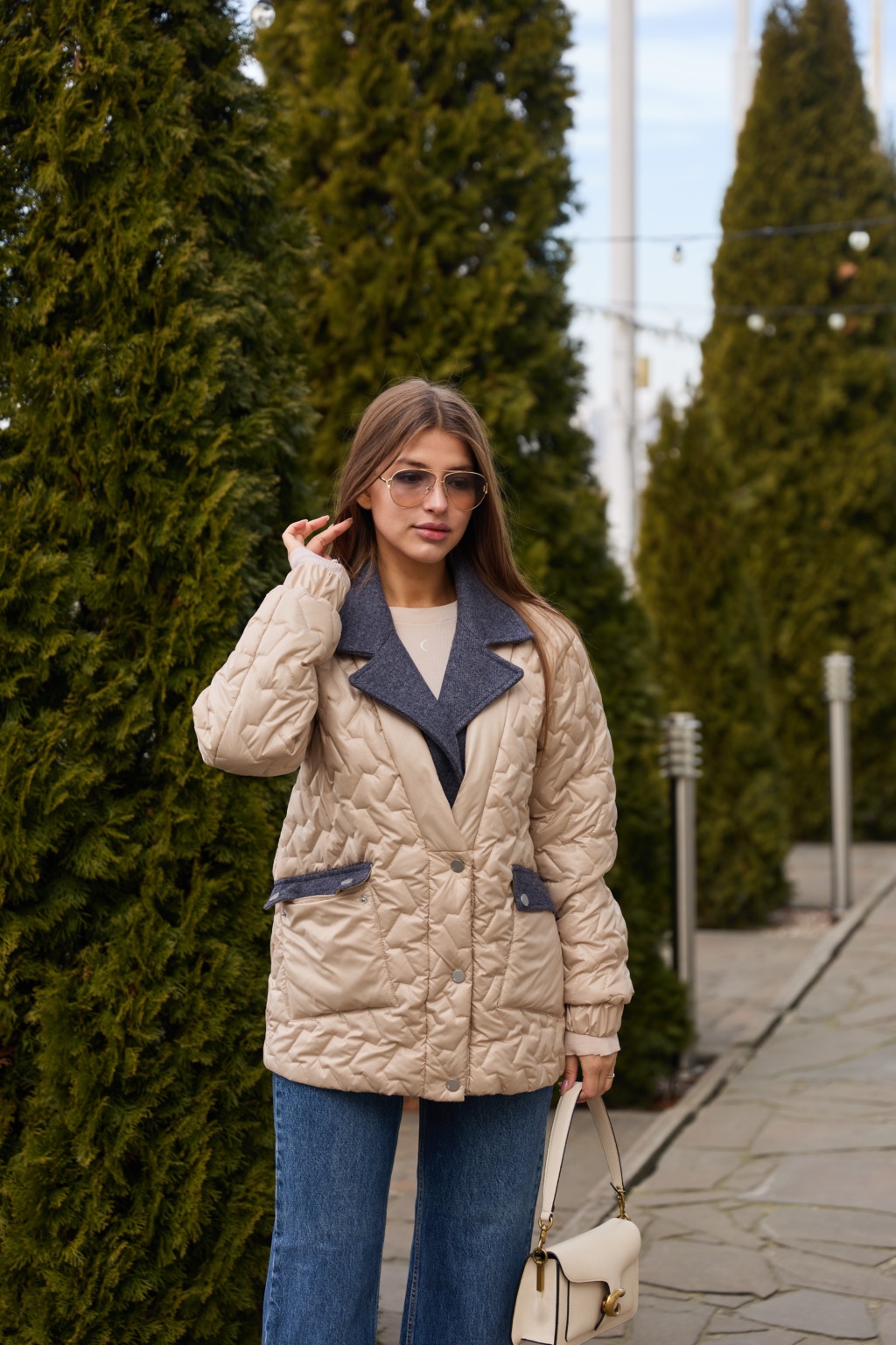 Демисезонная куртка Mila Nova К-317 бежевый — изображение 3