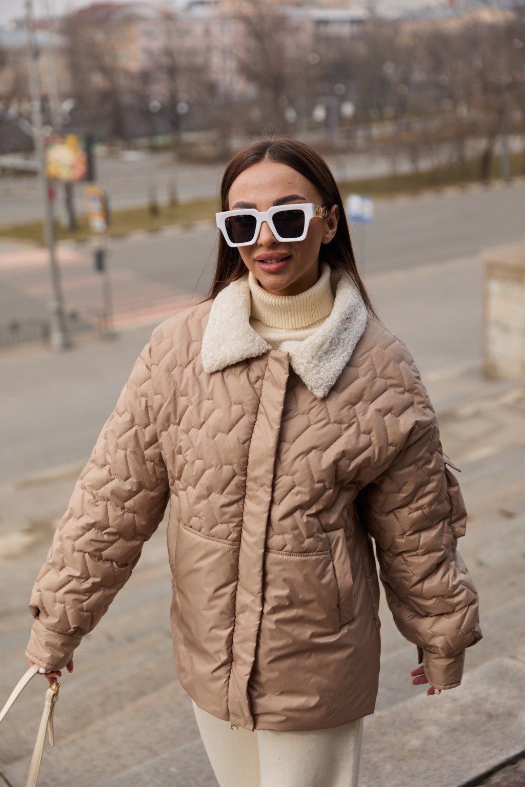 Демисезонная куртка Mila Nova К-309 кемел — изображение 5