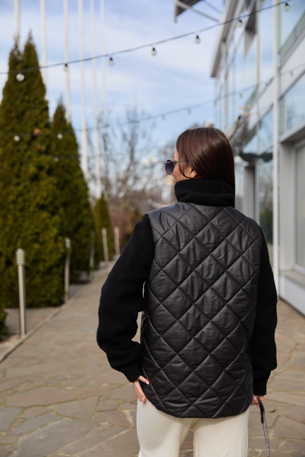 Демисезонная куртка Mila Nova К-321 черный — изображение 3