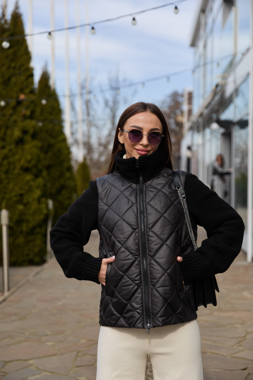 Демисезонная куртка Mila Nova К-321 черный — изображение 4