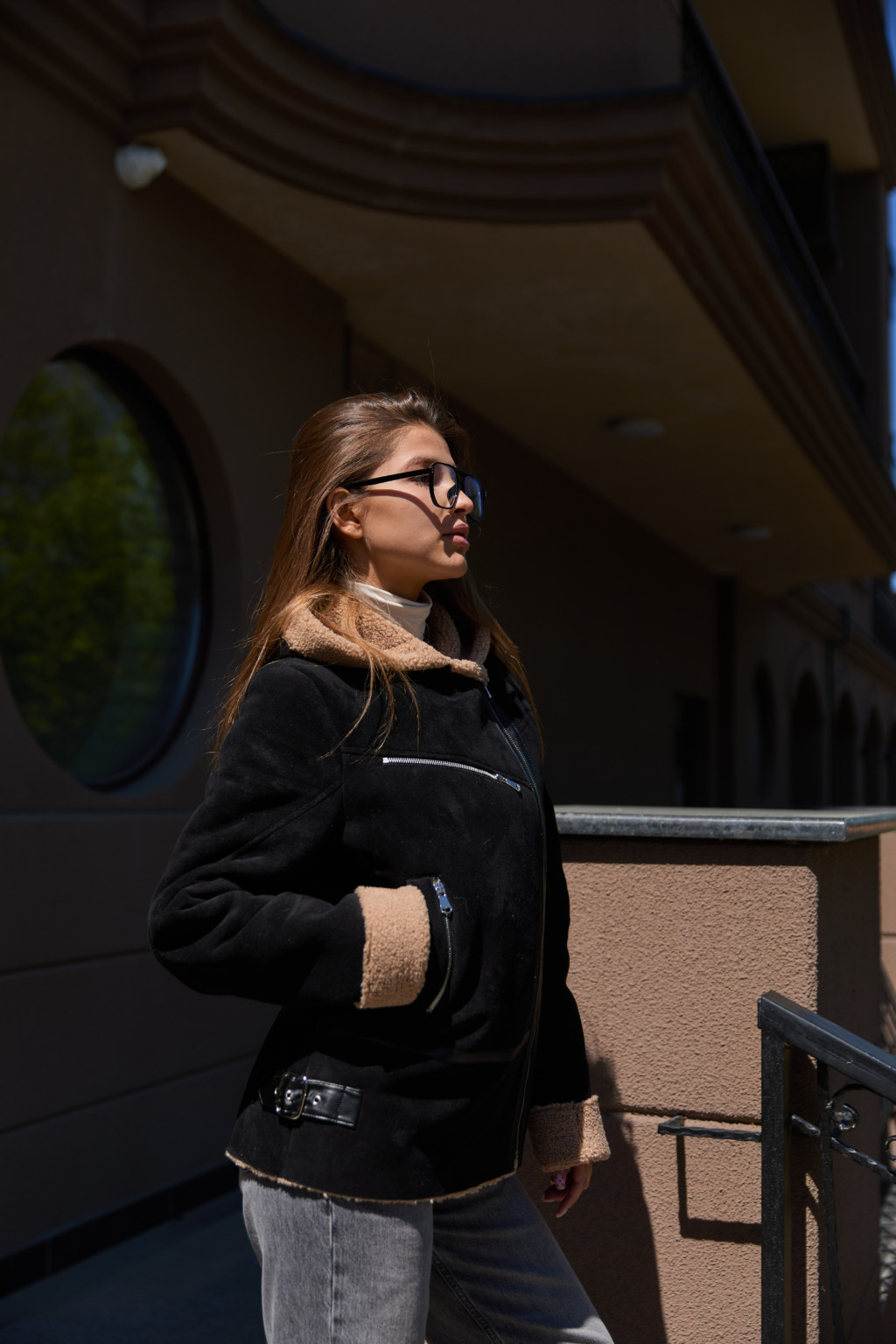 Зимняя дубленка Mila Nova  Д-232  черный+бежевый — изображение 5