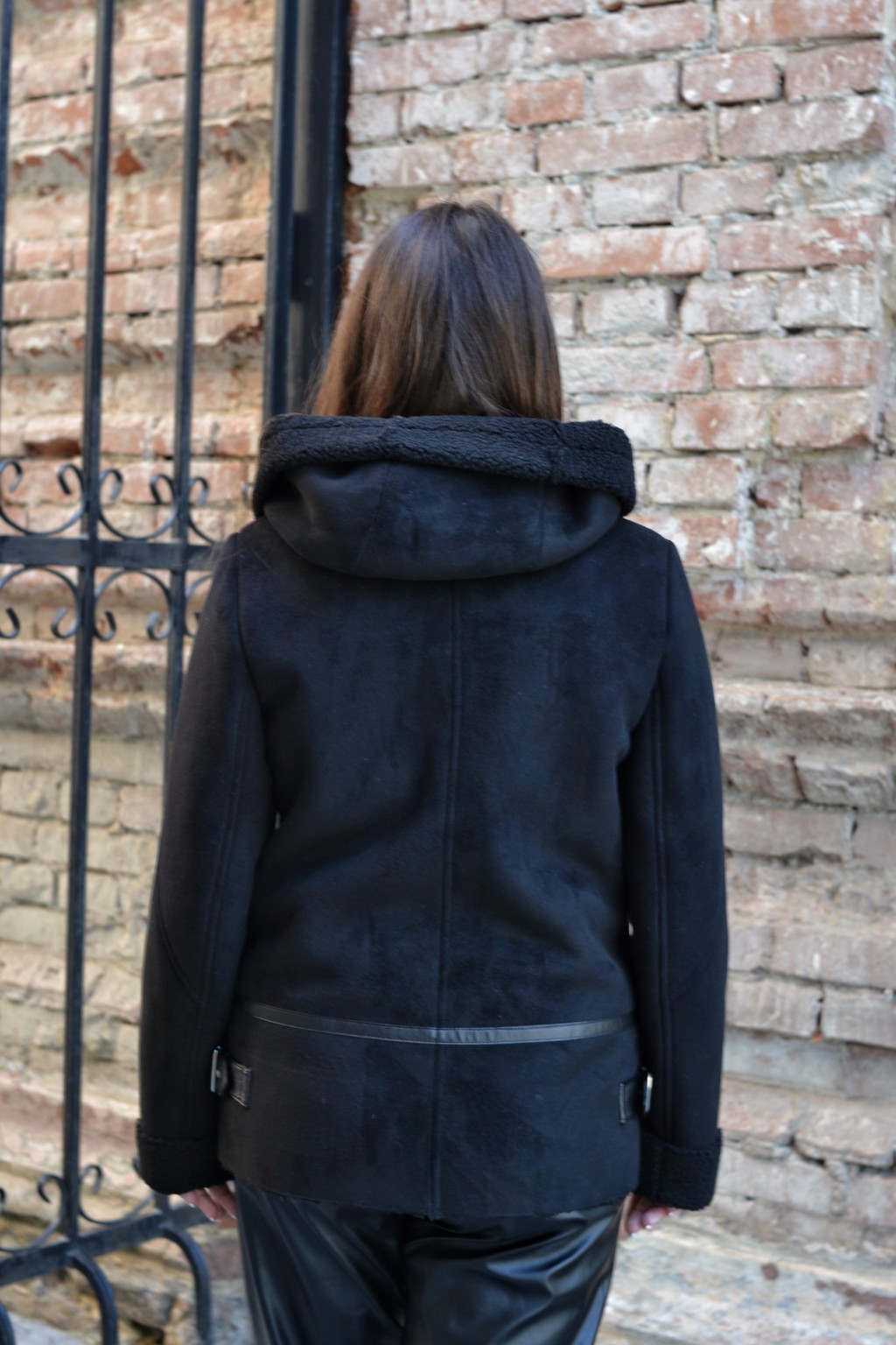 Зимняя дубленка Mila Nova  Д-232  черный — изображение 3