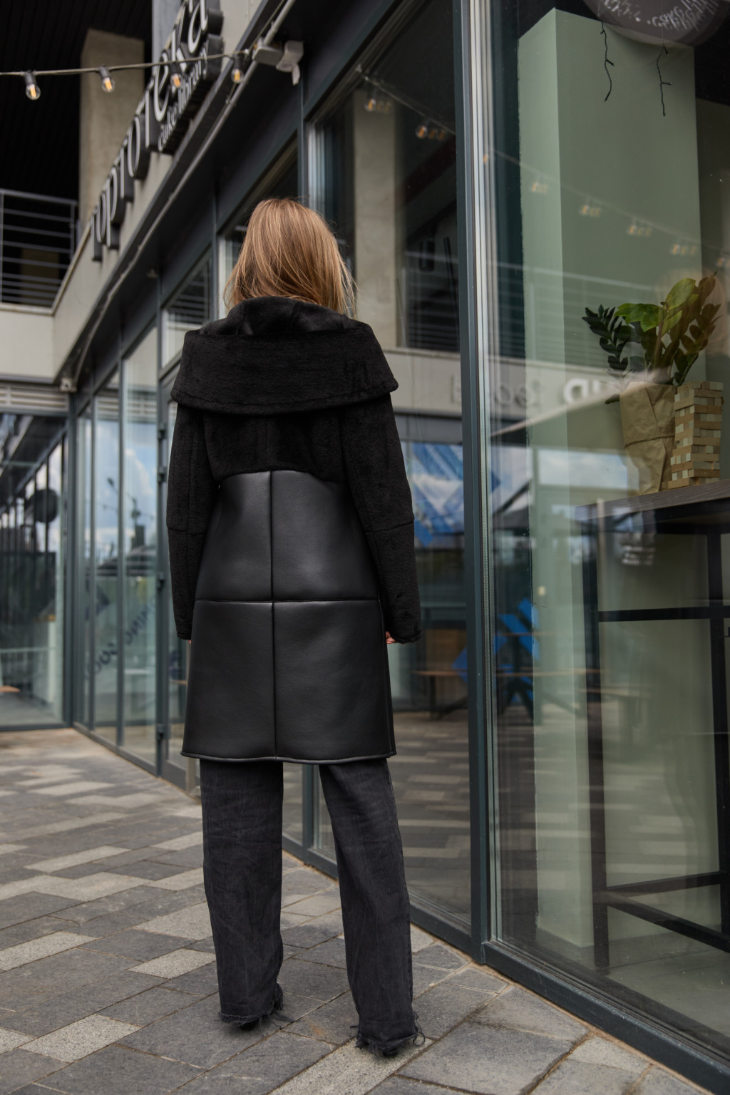 Зимняя дубленка Mila Nova Д-225  черный — изображение 4