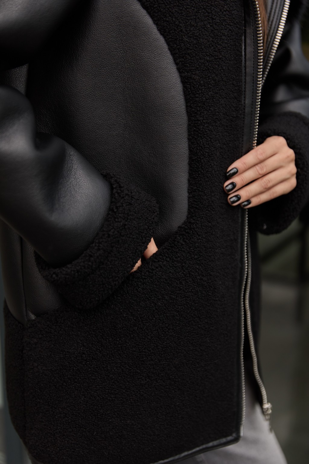 Зимняя дубленка Mila Nova Д-219  черный — изображение 5