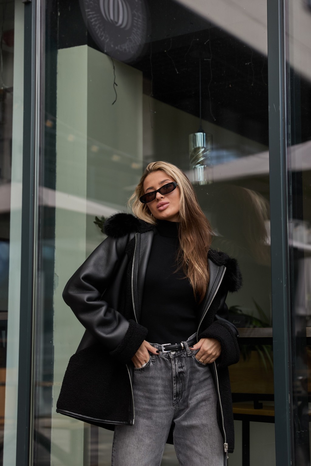 Зимняя дубленка Mila Nova Д-219  черный — изображение 4