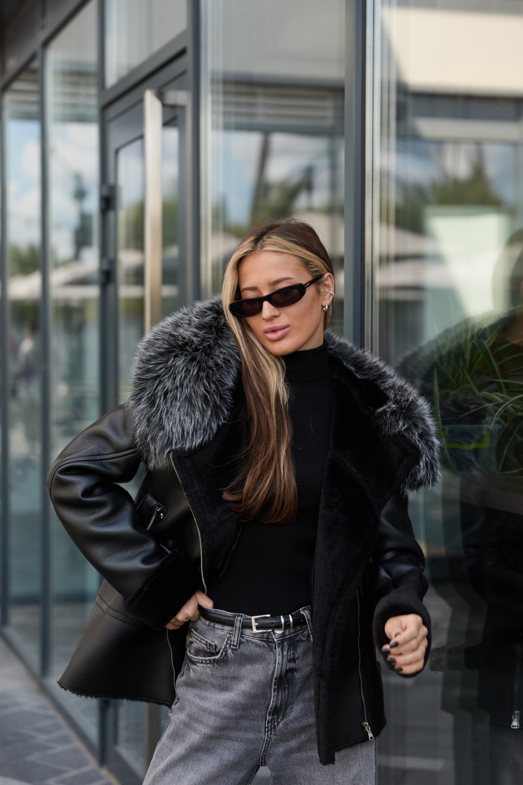 Зимняя дубленка Mila Nova  Д-233  черный — изображение 5