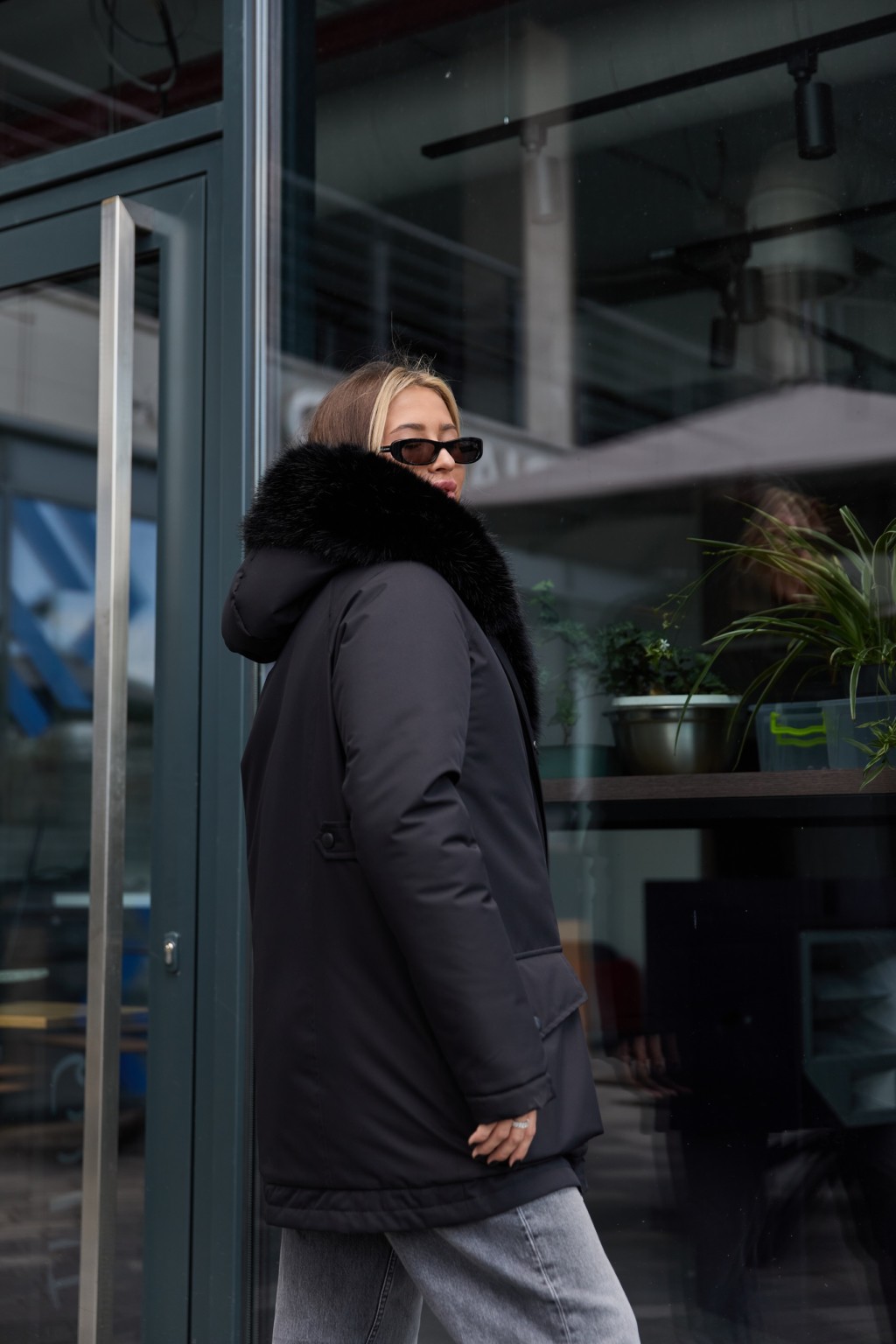 Зимняя куртка-парка  К-342 черный — изображение 5