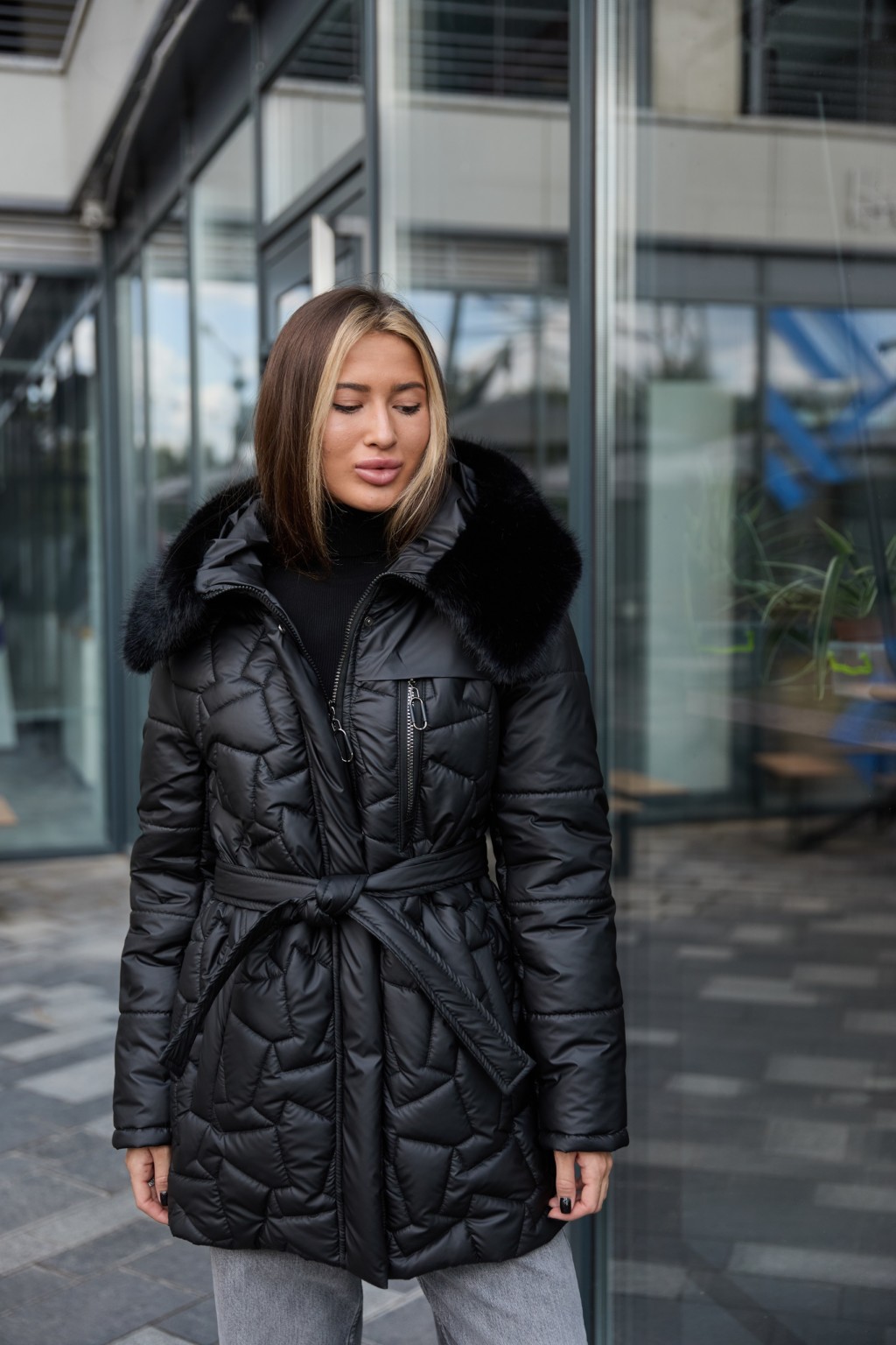 Зимняя куртка Mila Nova К-345 черный — изображение 4