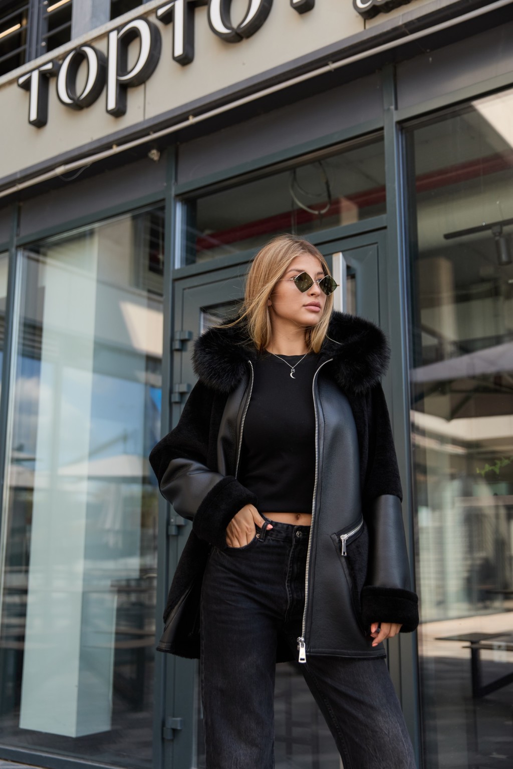 Зимняя дубленка Mila Nova Д-234  черный — изображение 2